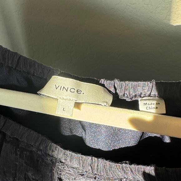 Vince Women's Black Crinkled Pants - Picture 2 of 13